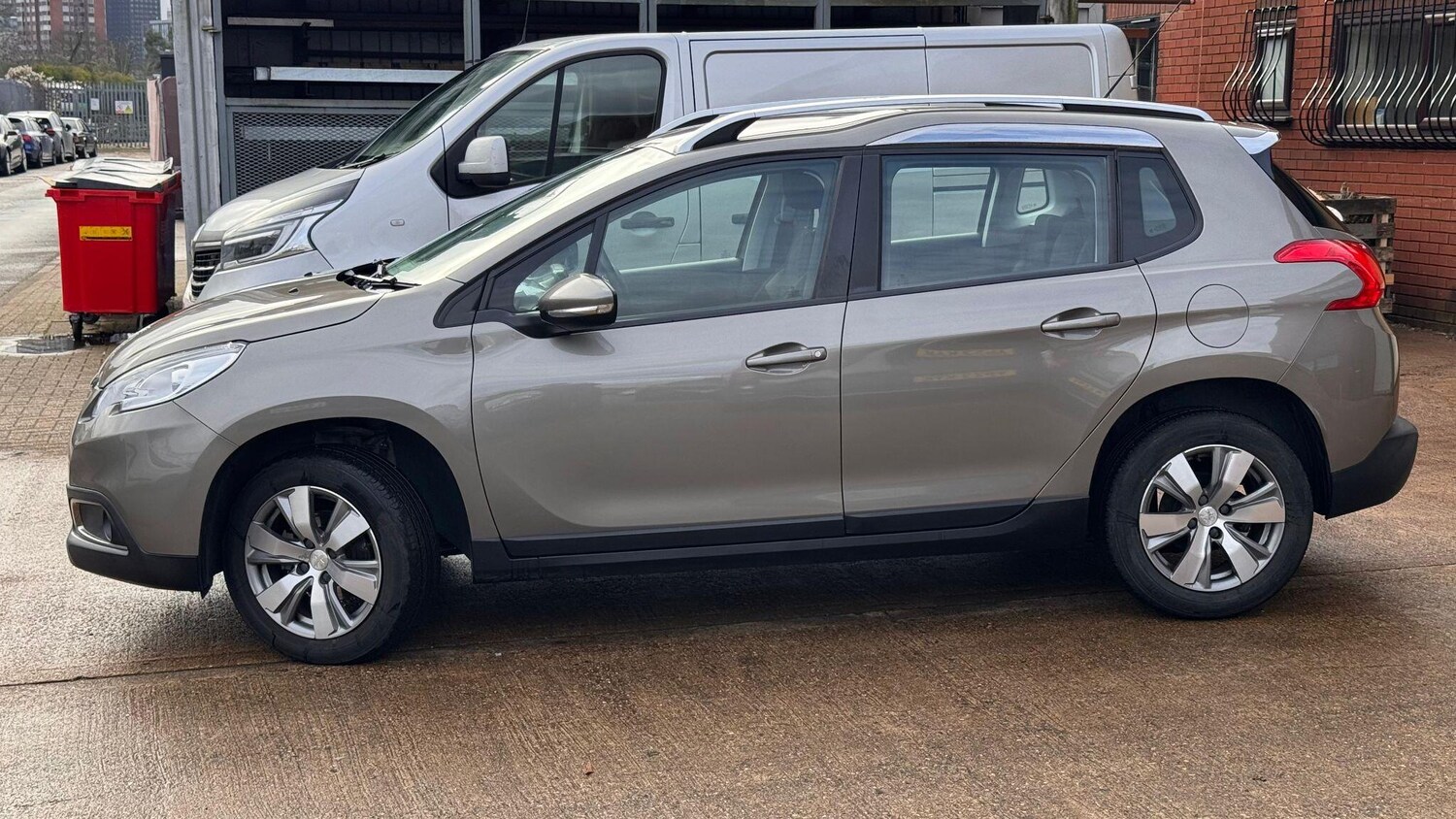 Used Peugeot 2008 2015 for sale - 77479448: Photo 16