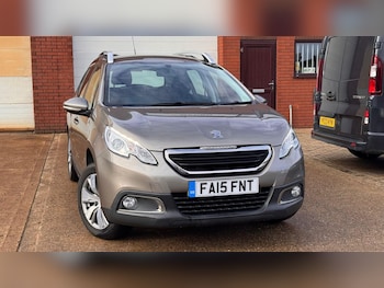 Used Peugeot 2008 2015 for sale - 77479448: Photo