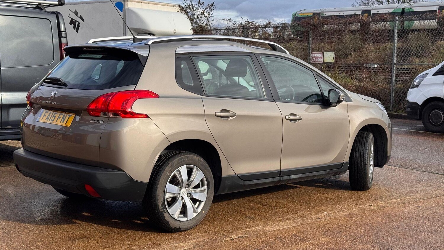 Used Peugeot 2008 2015 for sale - 77479448: Photo 7