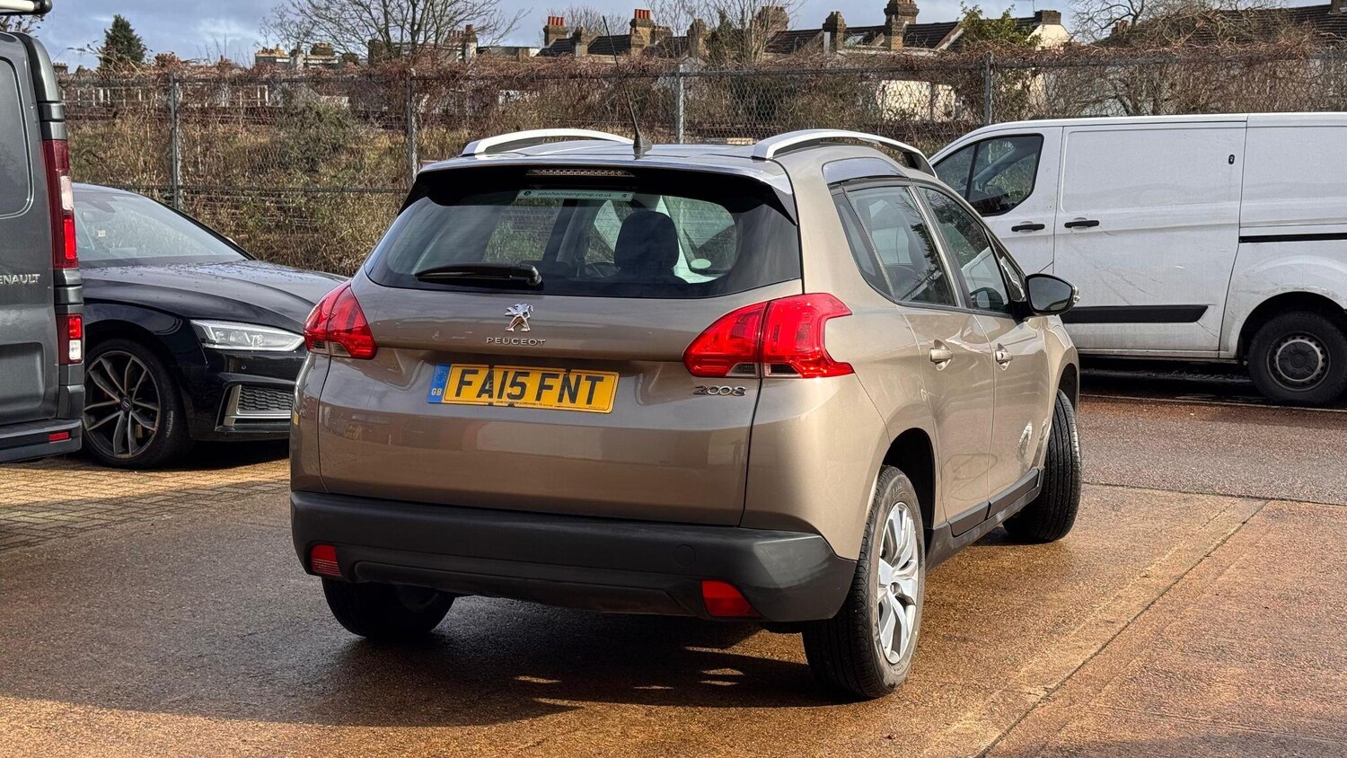 Used Peugeot 2008 2015 for sale - 77479448: Photo 9