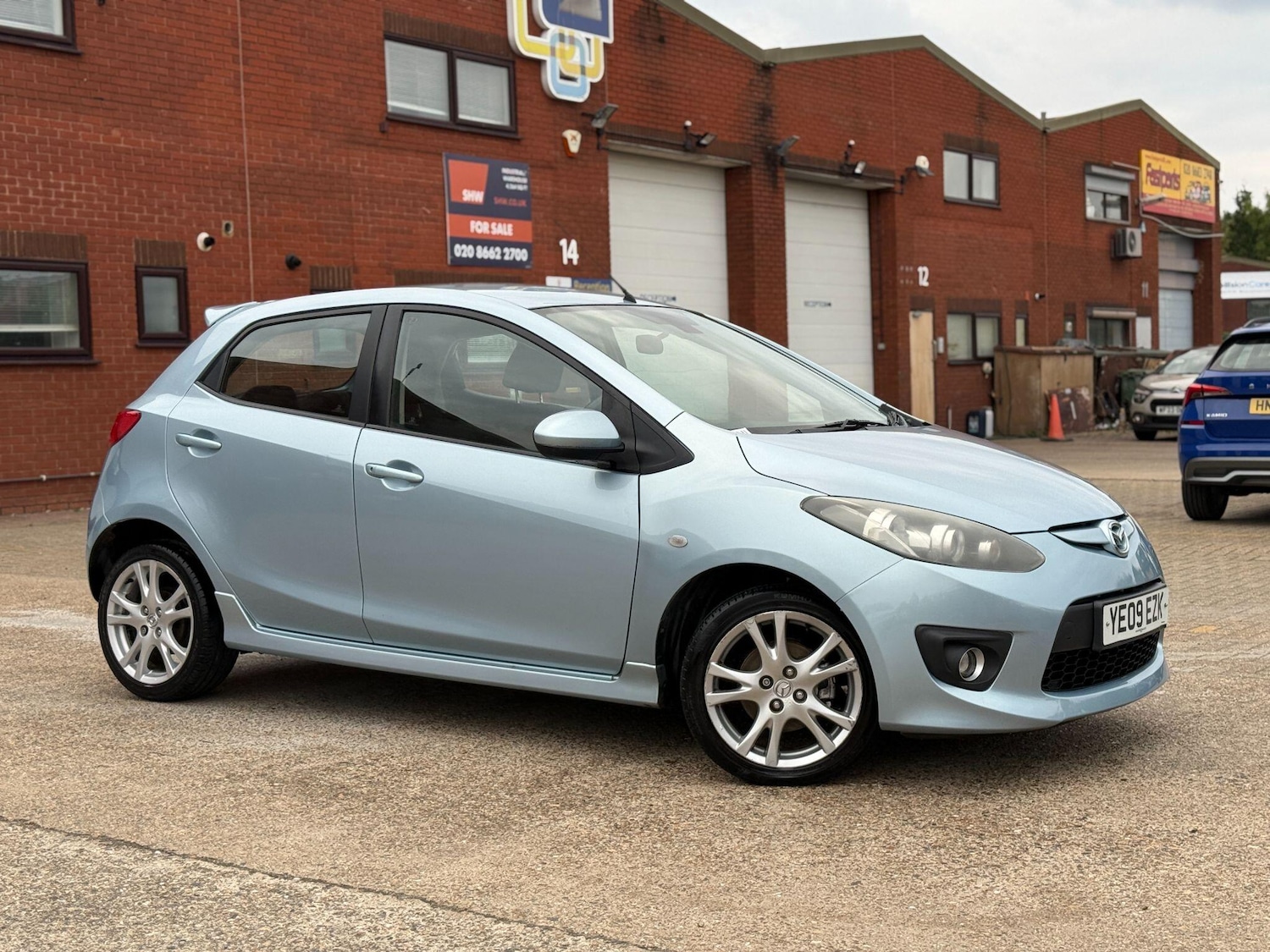 Used Mazda Mazda2 2009 for sale - 76095137: Photo 3