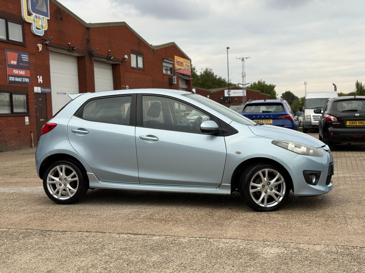 Used Mazda Mazda2 2009 for sale - 76095137: Photo 4