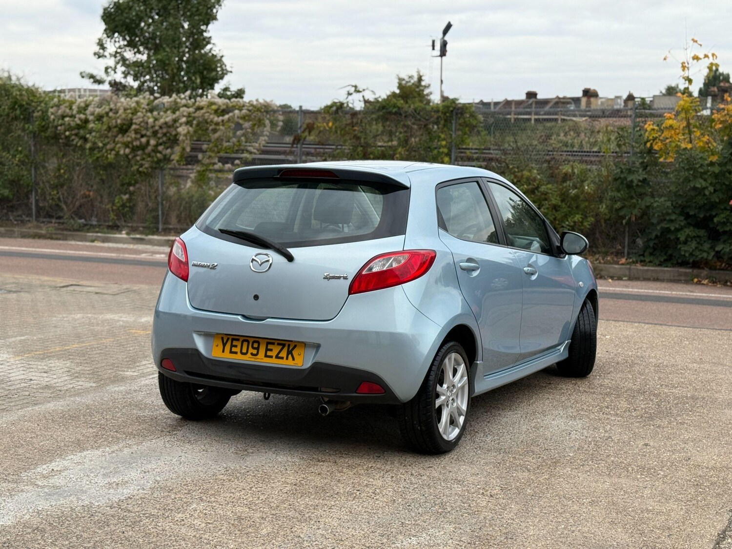 Used Mazda Mazda2 2009 for sale - 76095137: Photo 8