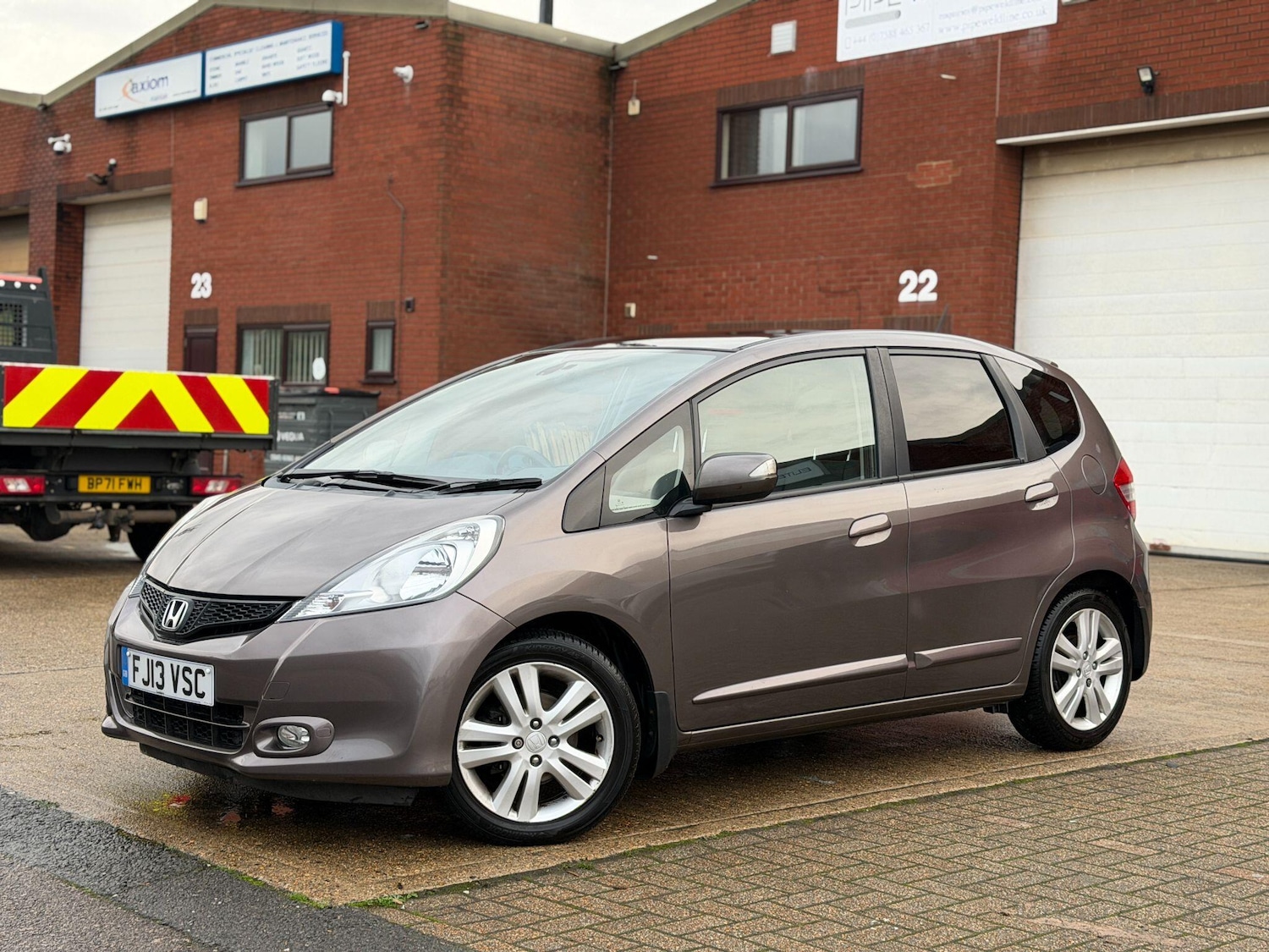 Used Honda Jazz 2013 for sale - 76584613: Photo 11