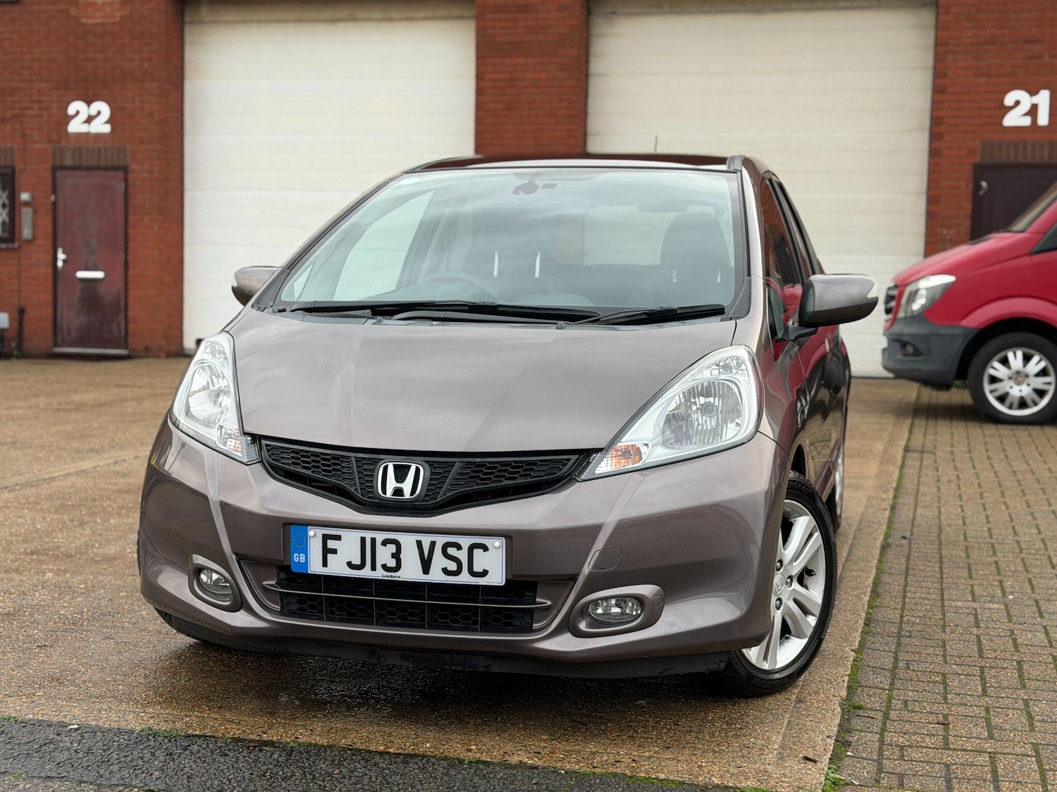 Used Honda Jazz 2013 for sale - 76584613: Photo 9