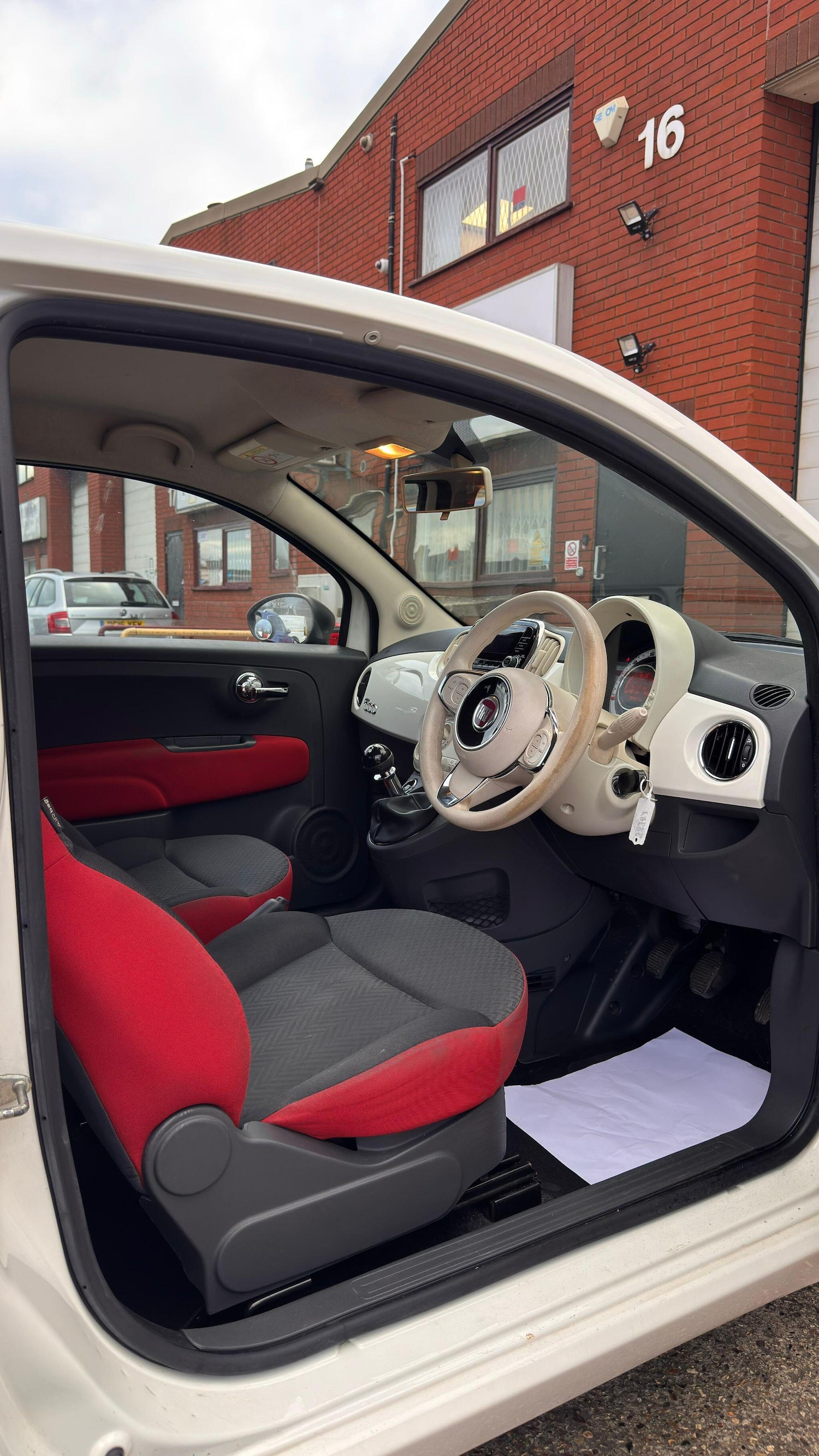 Used Fiat 500 2015 for sale - 77377619: Photo 22