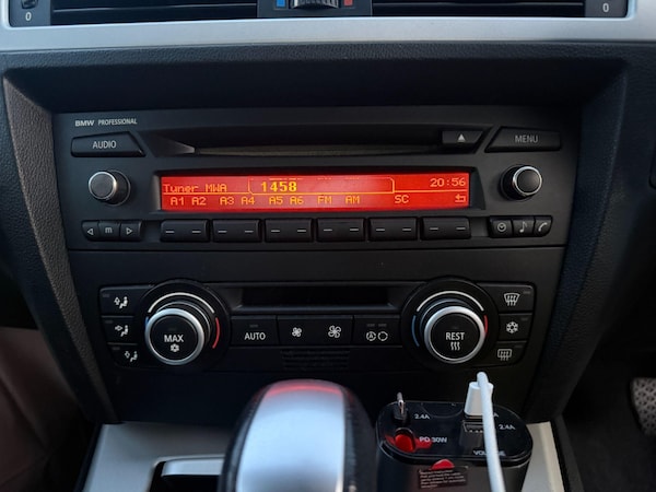 Used BMW 3 Series 2009 for sale - 75459459: Photo 21