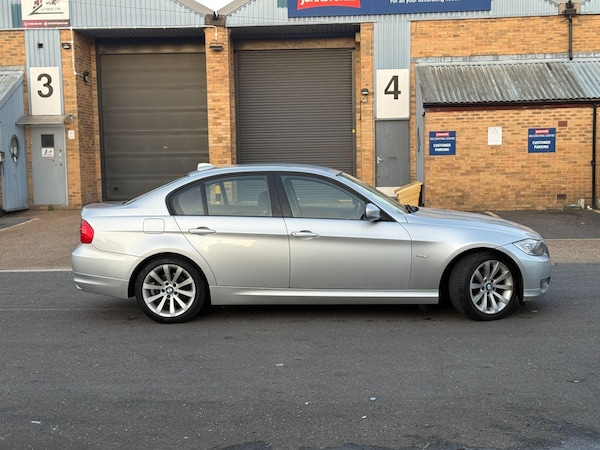 Used BMW 3 Series 2009 for sale - 75459459: Photo 5