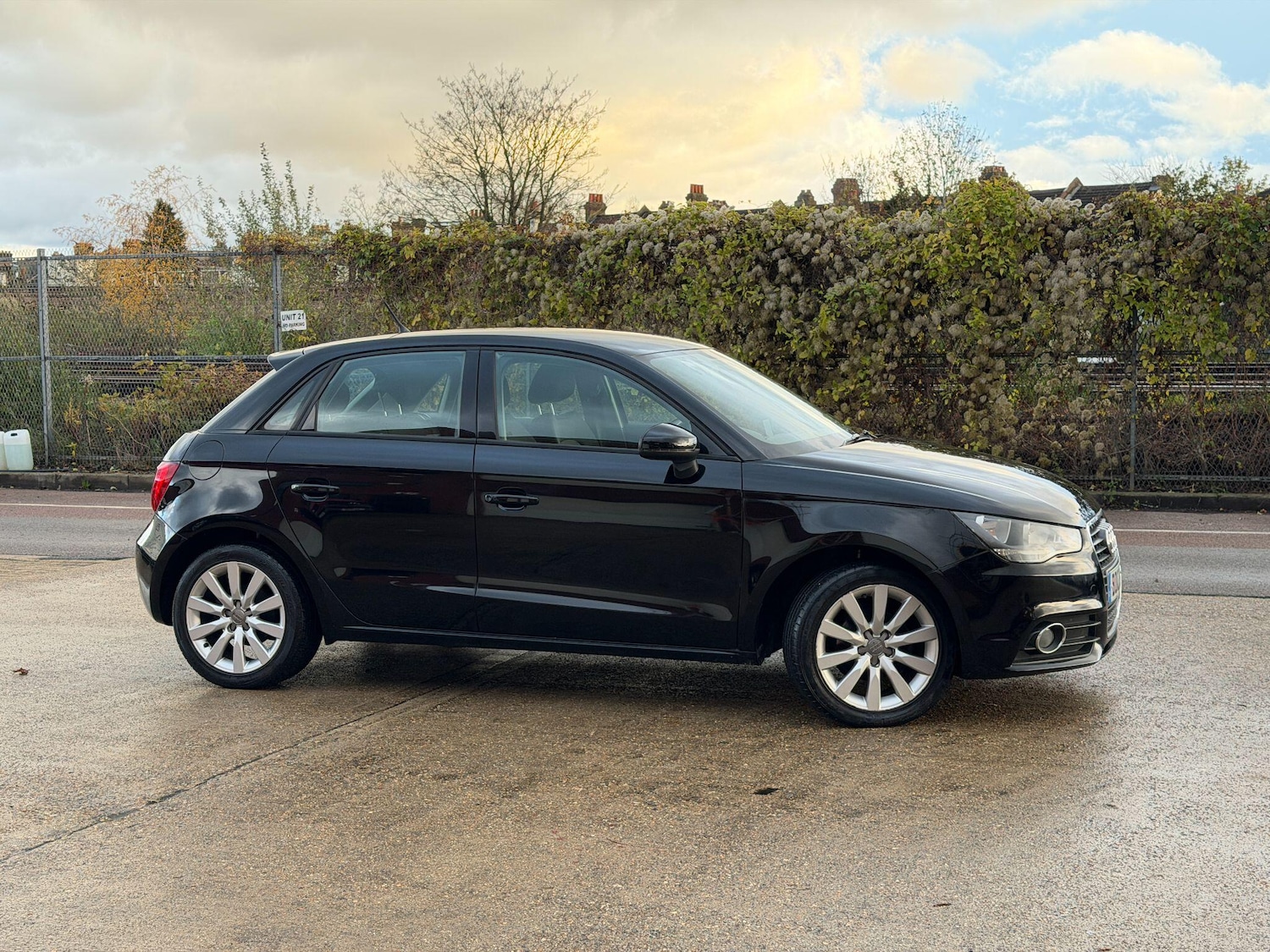 Used Audi A1 2012 for sale - 77021011: Photo 6