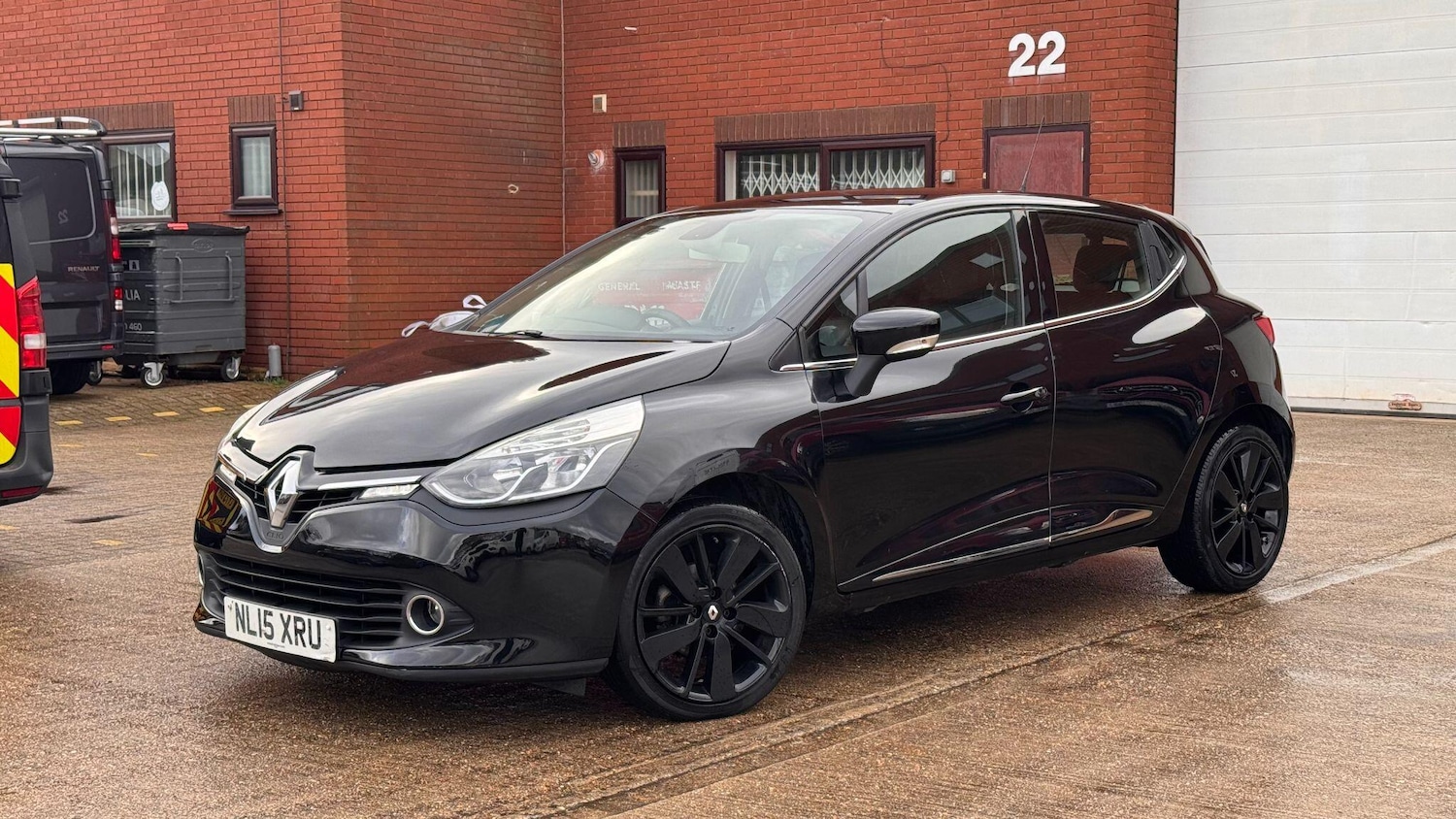 Used Renault Clio 2015 for sale - 77612506: Photo 13