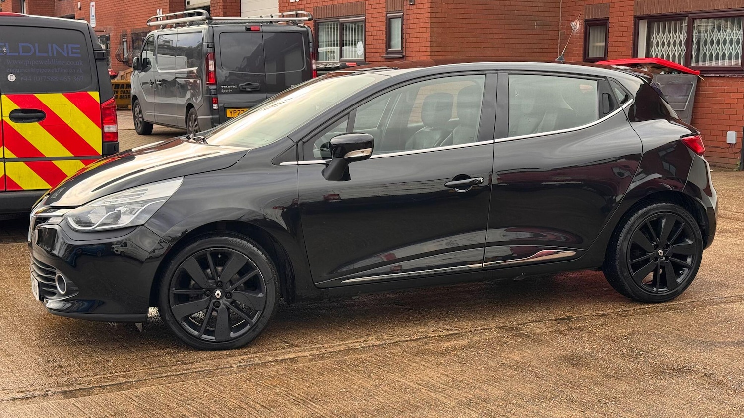 Used Renault Clio 2015 for sale - 77612506: Photo 14