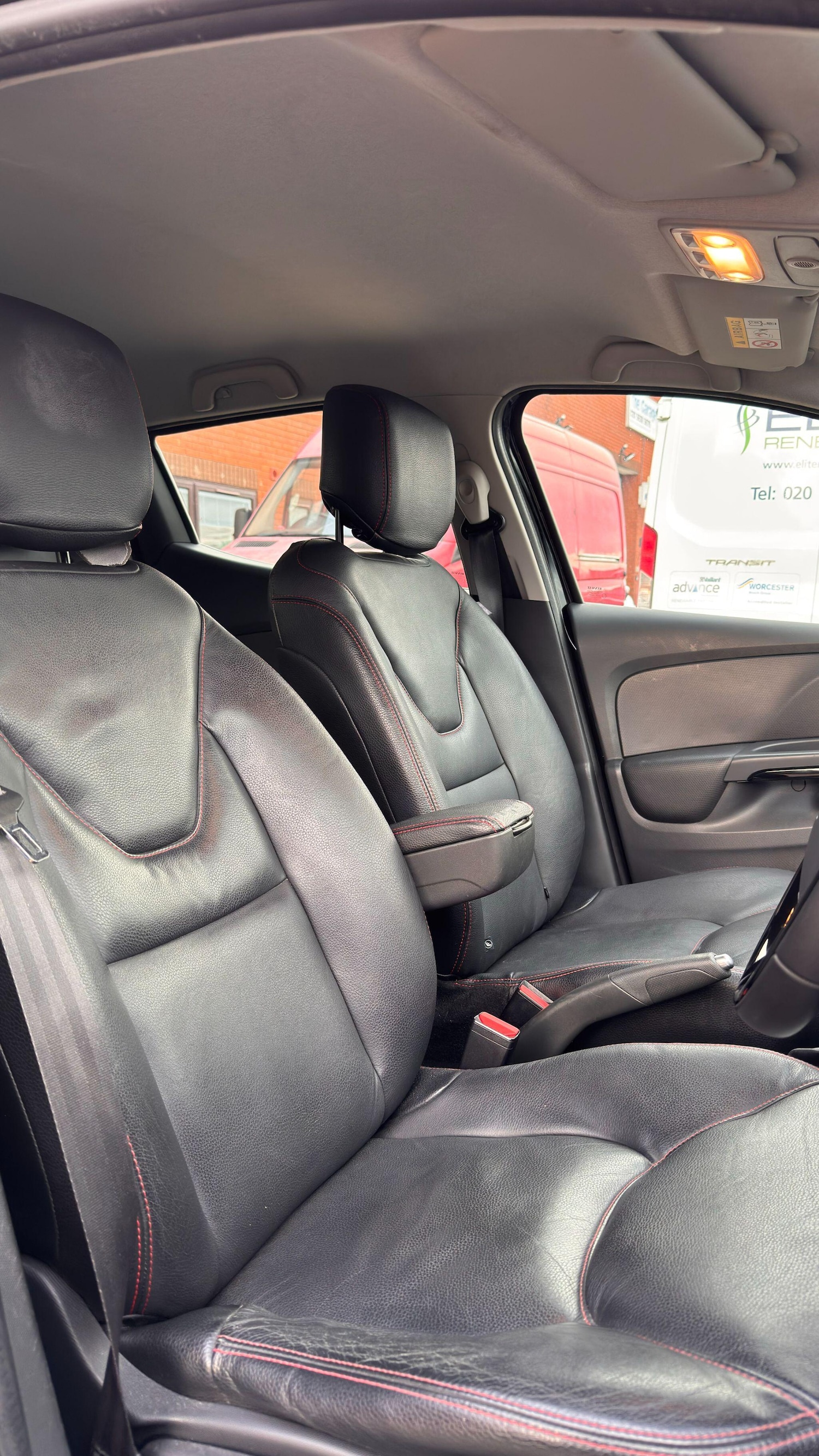 Used Renault Clio 2015 for sale - 77612506: Photo 21