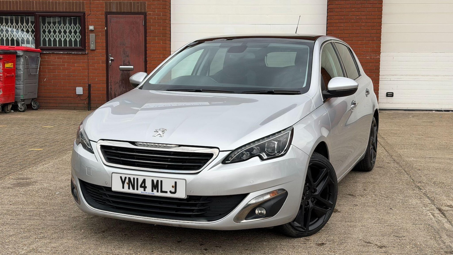 Used Peugeot 308 2014 for sale - 78087131: Photo 13