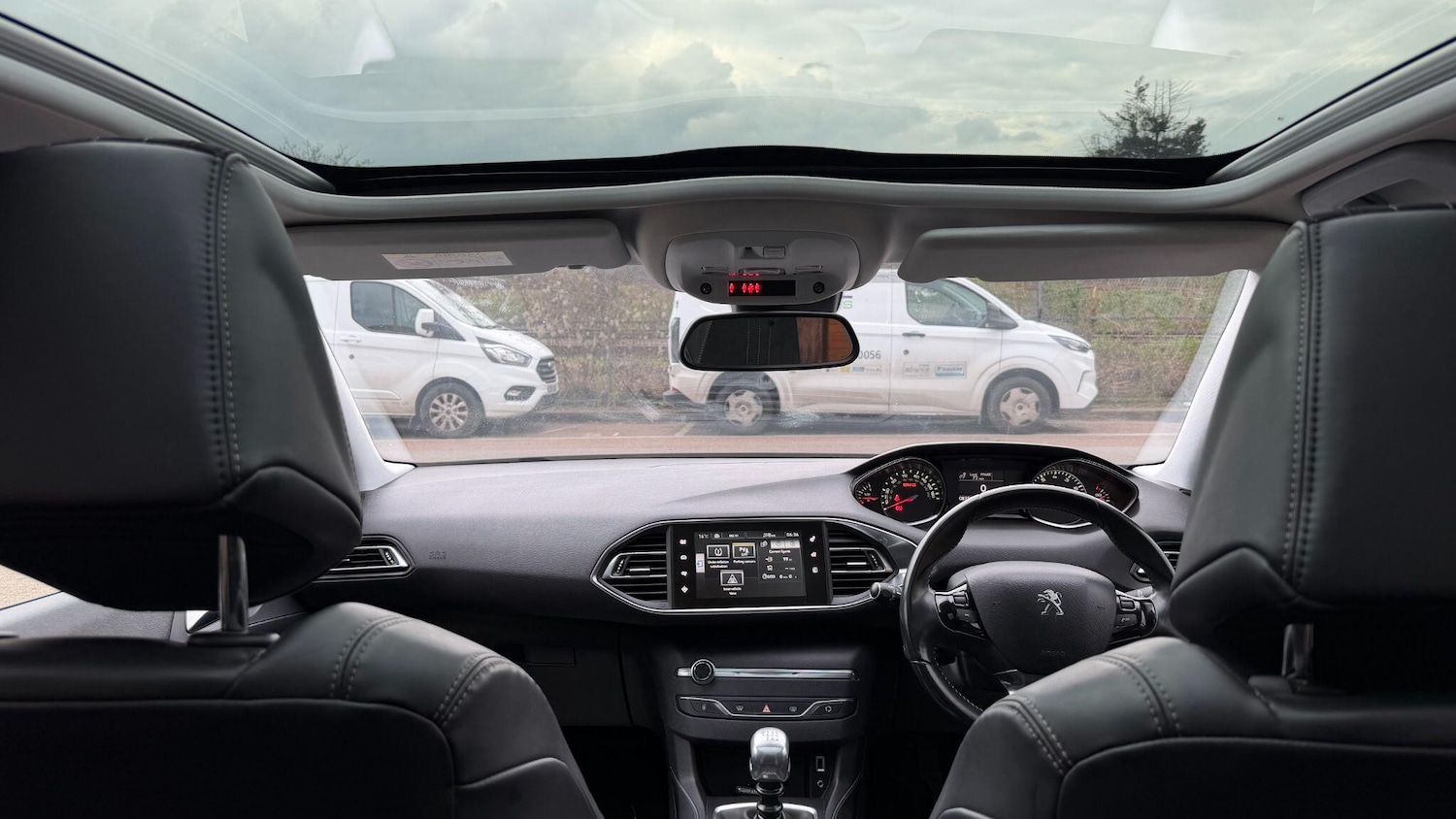 Used Peugeot 308 2014 for sale - 78087131: Photo 20