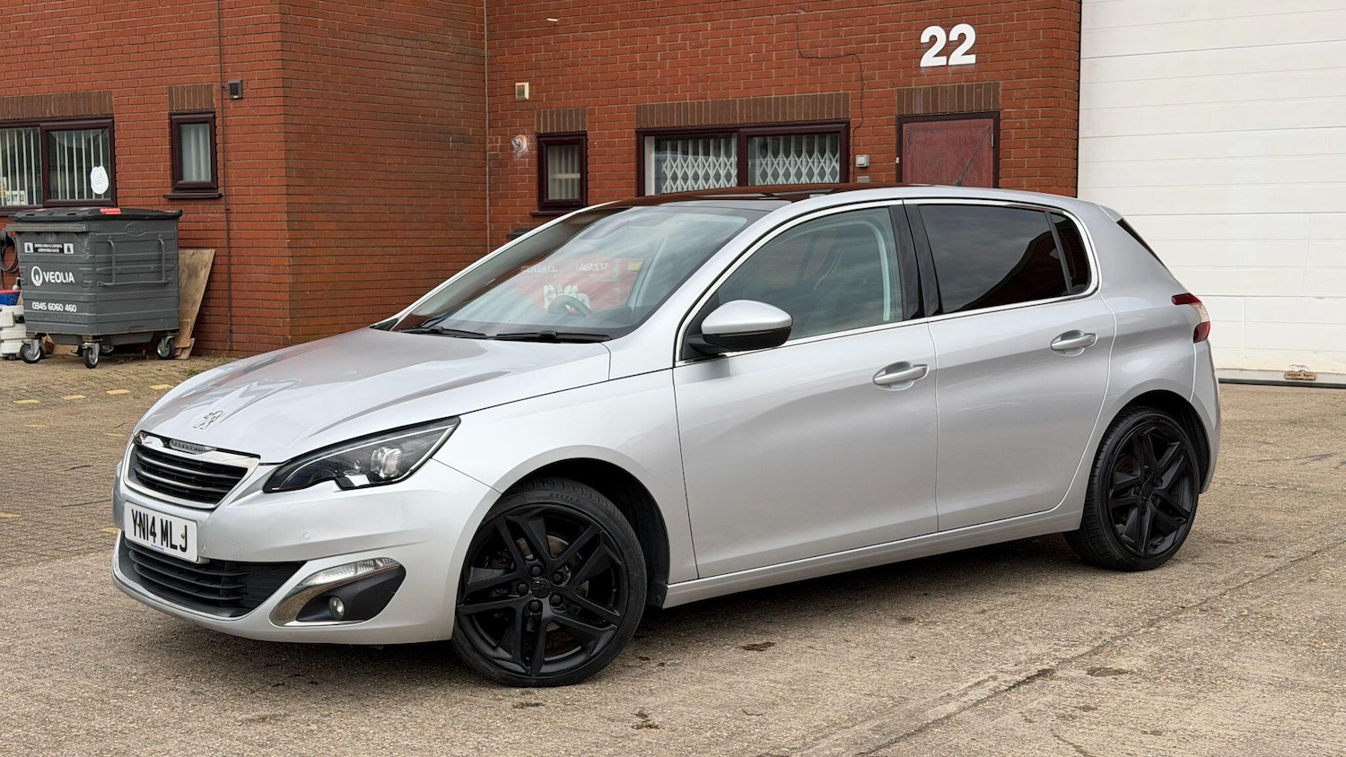 Used Peugeot 308 2014 for sale - 78087131: Photo 21