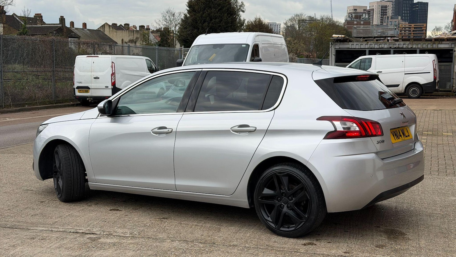 Used Peugeot 308 2014 for sale - 78087131: Photo 22