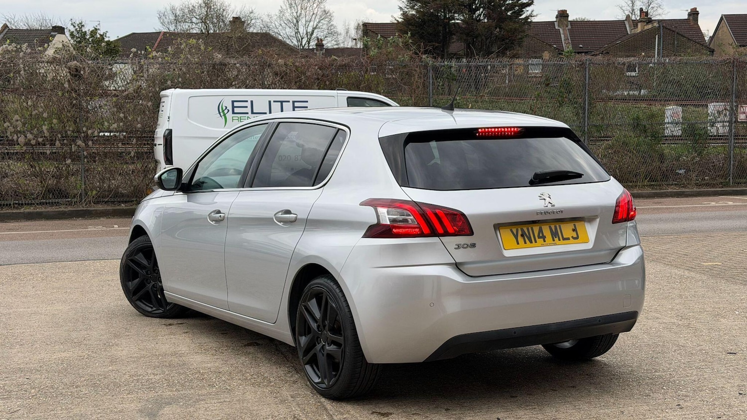 Used Peugeot 308 2014 for sale - 78087131: Photo 24