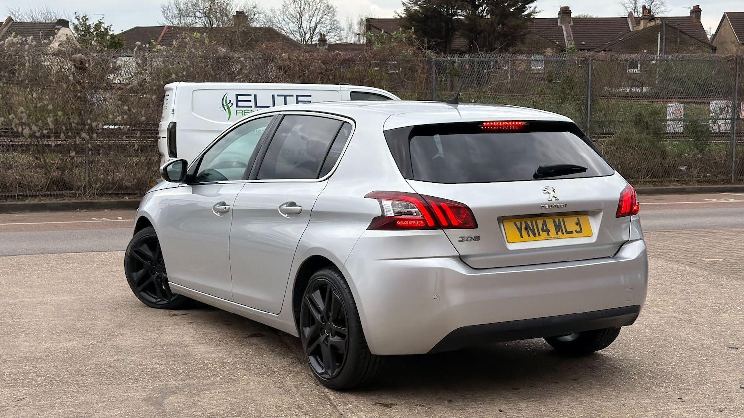 Used Peugeot 308 2014 for sale - 78087131: Photo 25