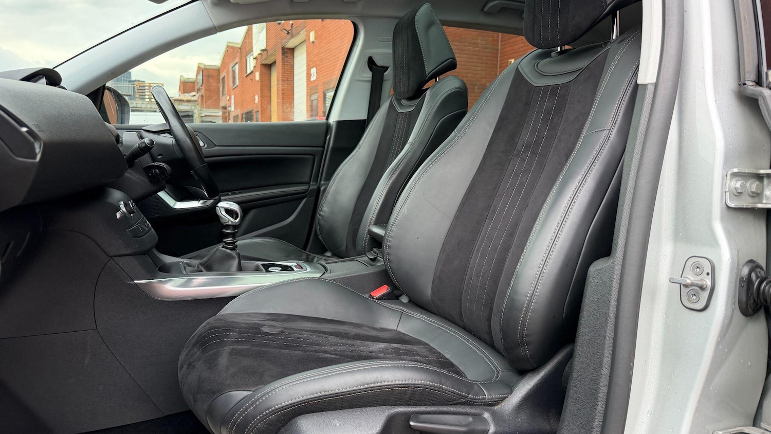 Used Peugeot 308 2014 for sale - 78087131: Photo 31