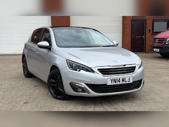 Used Peugeot 308 2014 for sale - 78087131: Photo