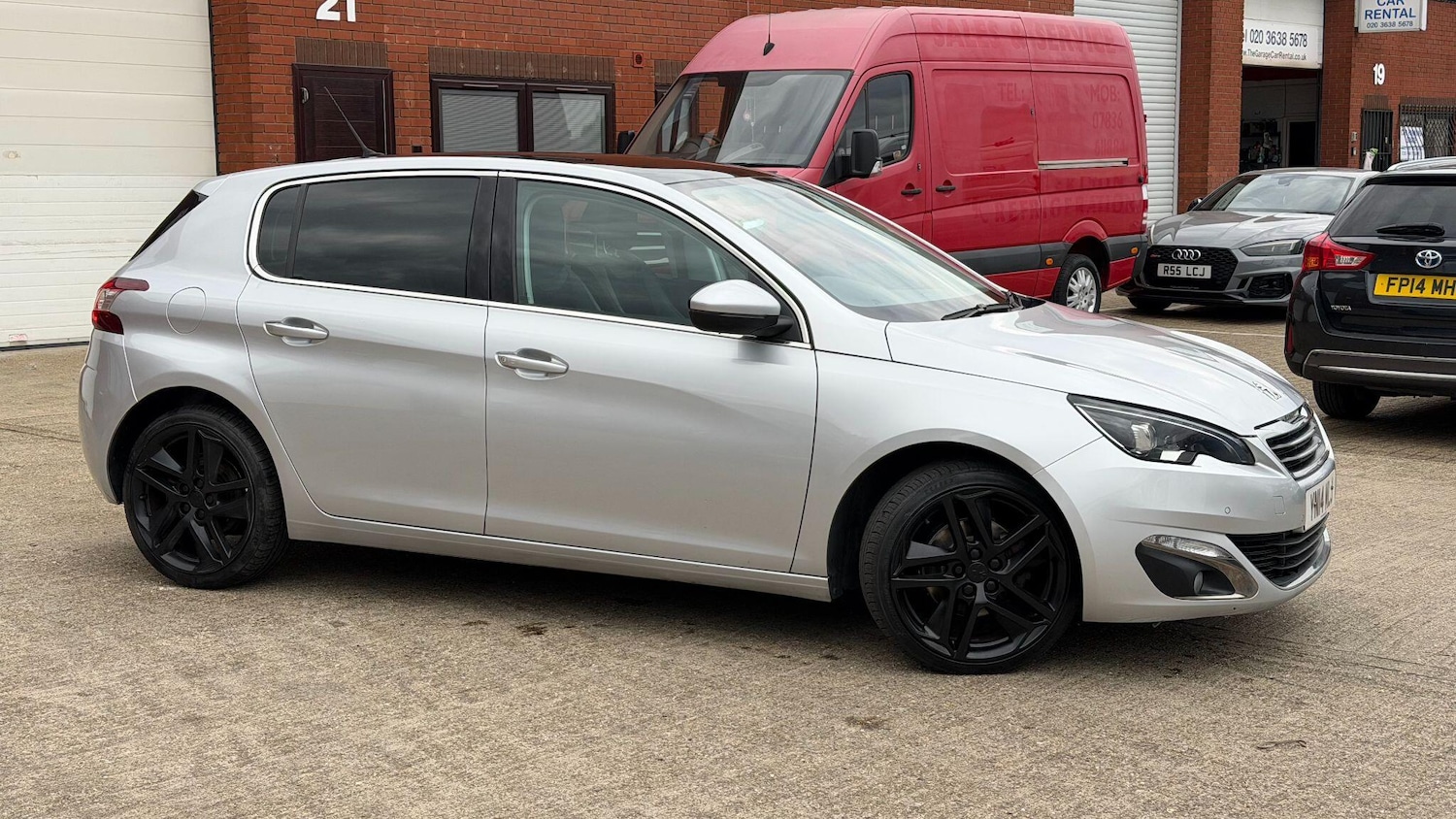 Used Peugeot 308 2014 for sale - 78087131: Photo 7