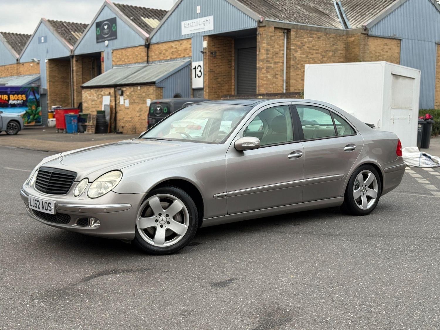 Used Mercedes-Benz E Class 2002 for sale - 77091420: Photo 12