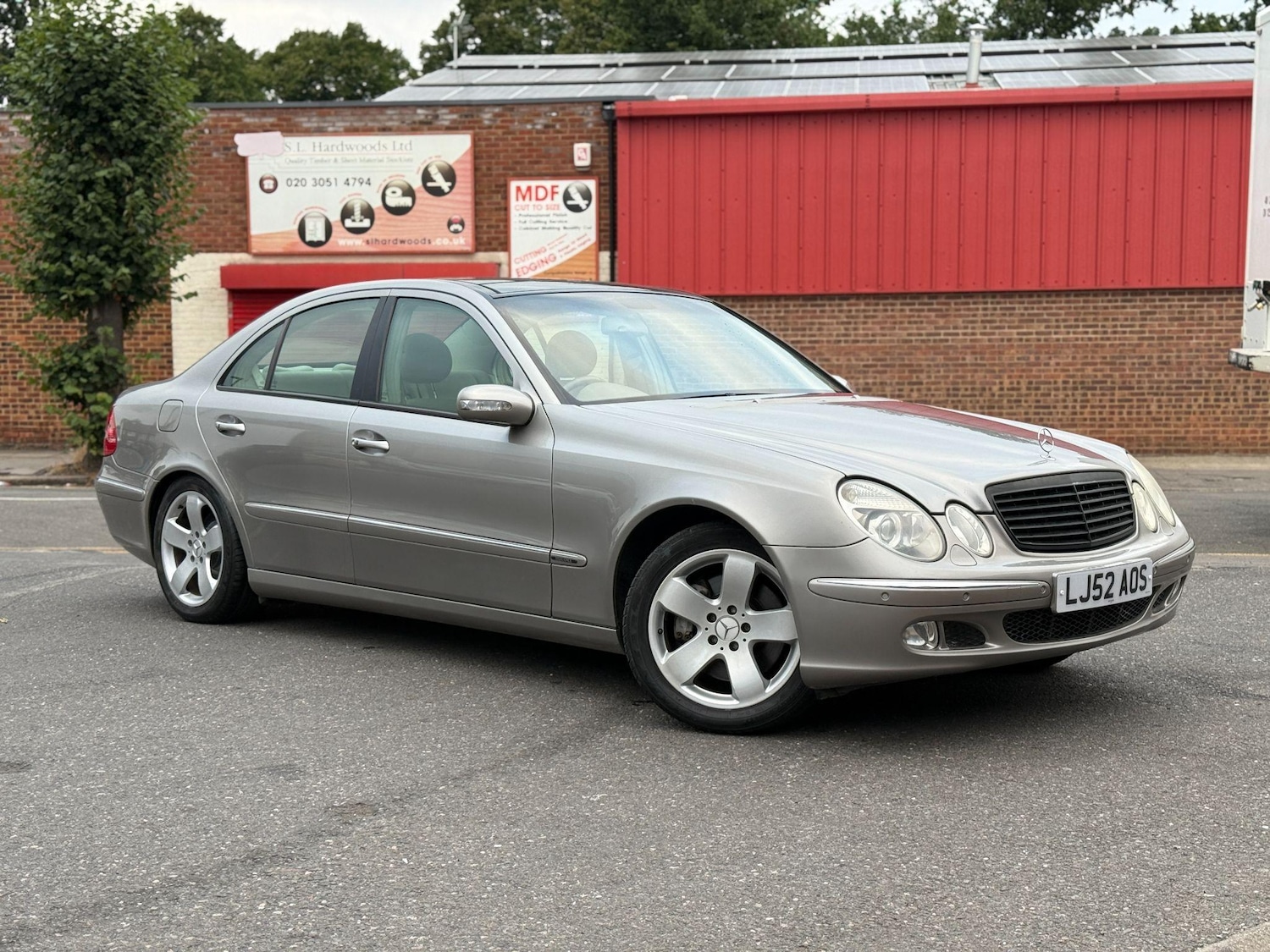Used Mercedes-Benz E Class 2002 for sale - 77091420: Photo 3
