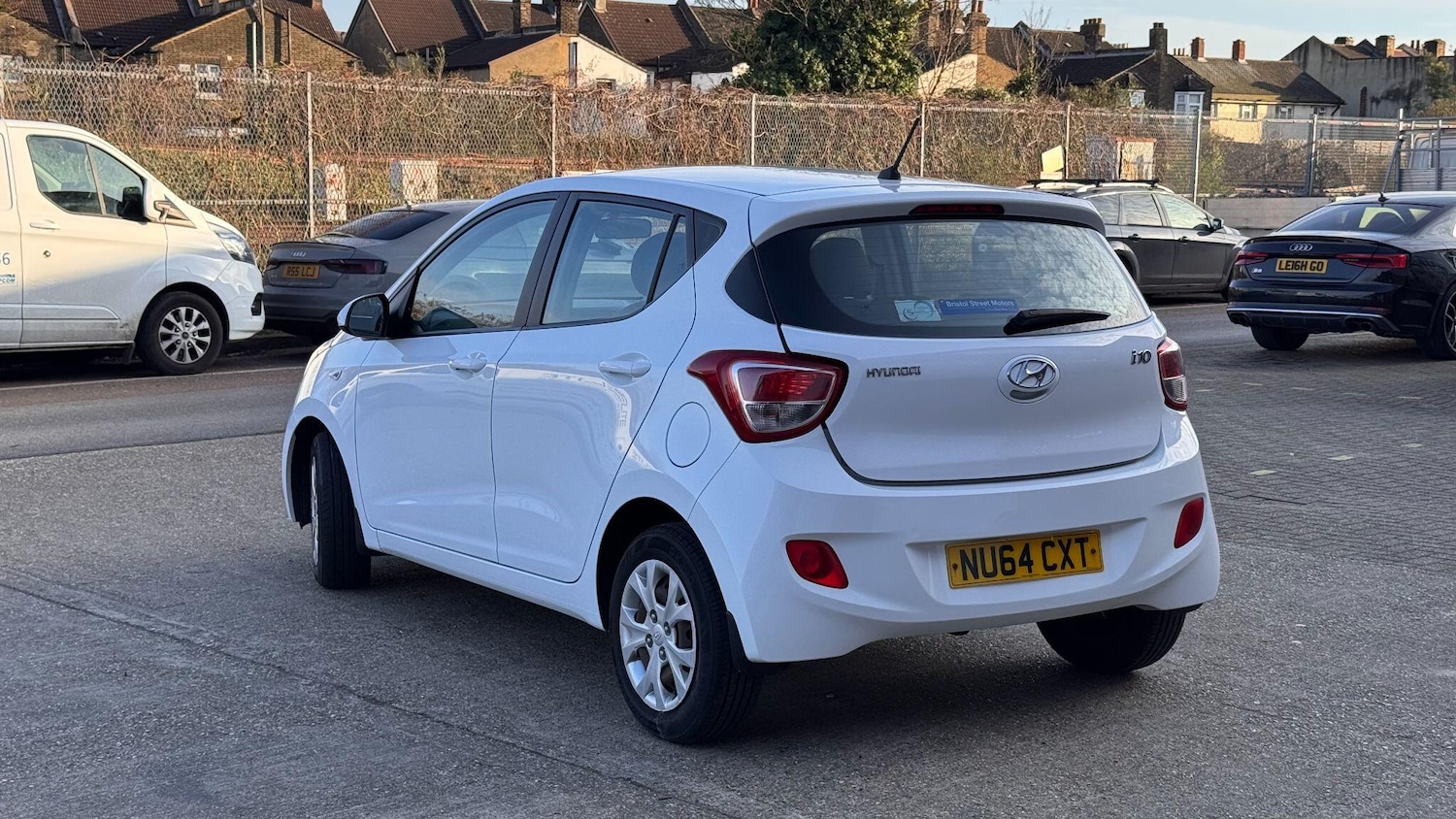 Used Hyundai i10 2014 for sale - 77737712: Photo 15