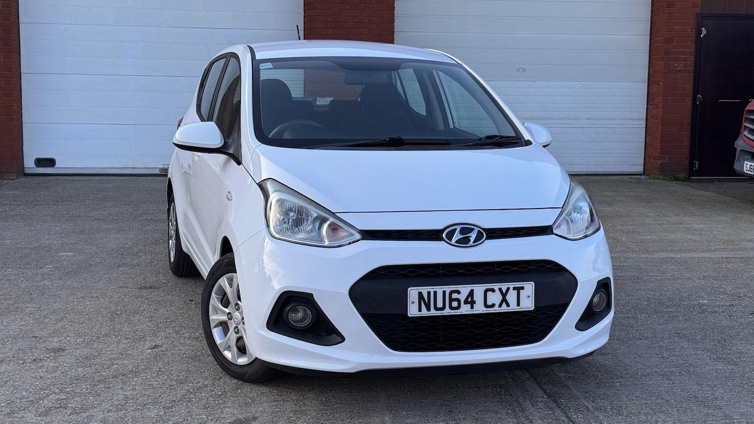 Used Hyundai i10 2014 for sale - 77737712: Photo 3