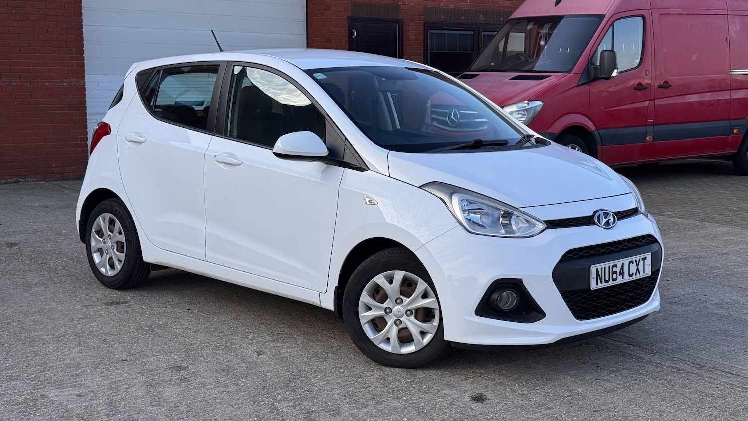 Used Hyundai i10 2014 for sale - 77737712: Photo 5