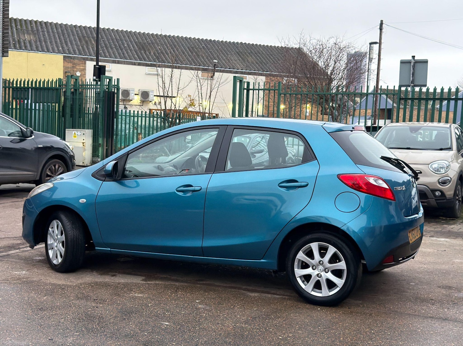 Used Mazda Mazda2 2010 for sale - 76964733: Photo 14