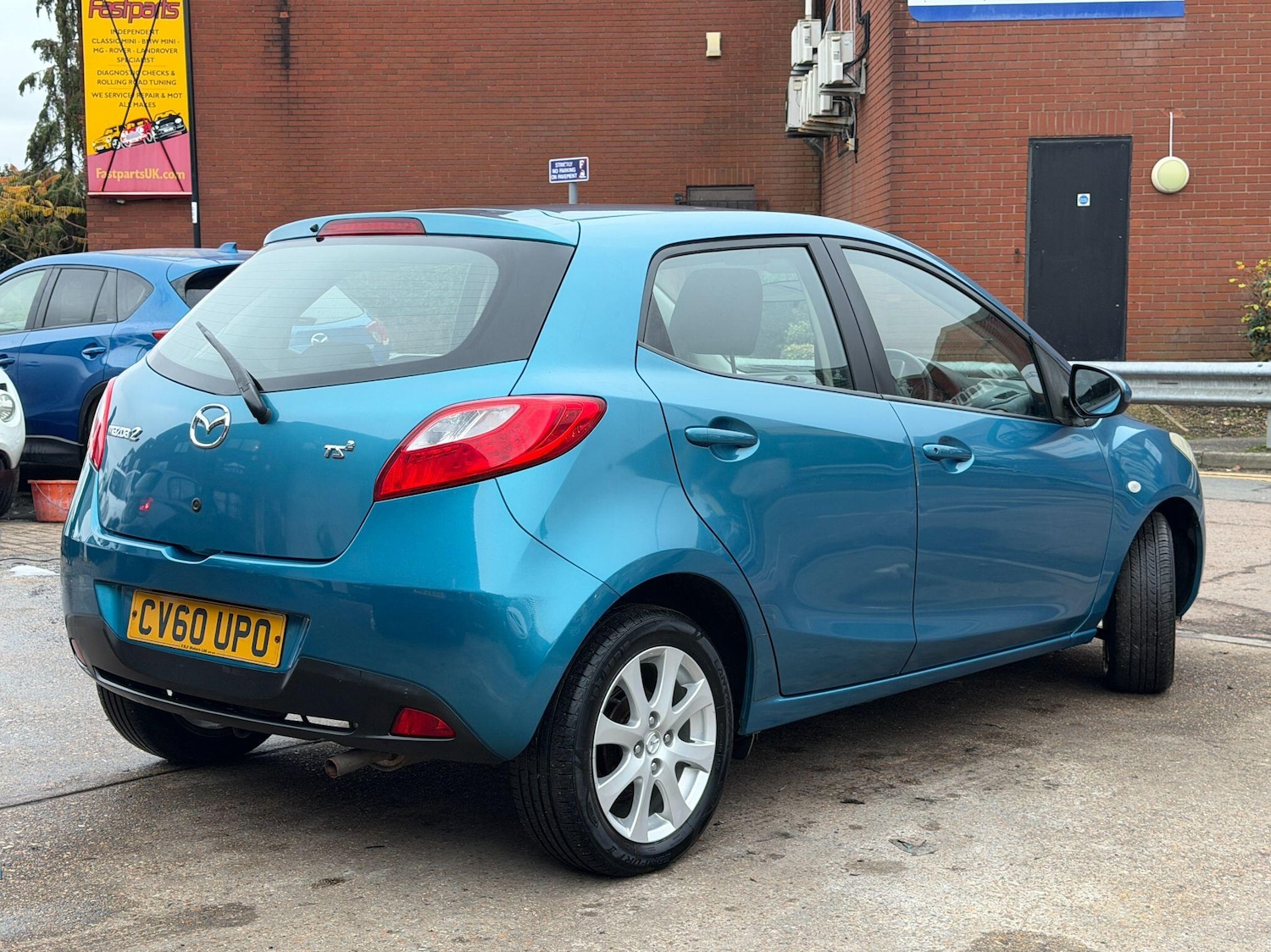 Used Mazda Mazda2 2010 for sale - 76964733: Photo 7