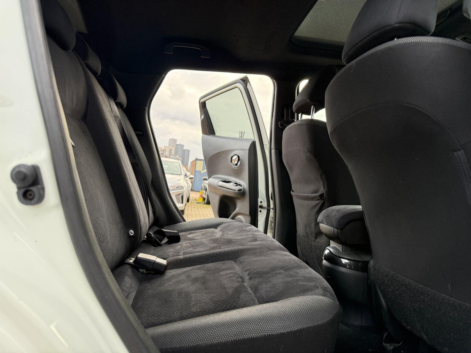 Used Nissan Juke 2014 for sale - 76538418: Photo 22