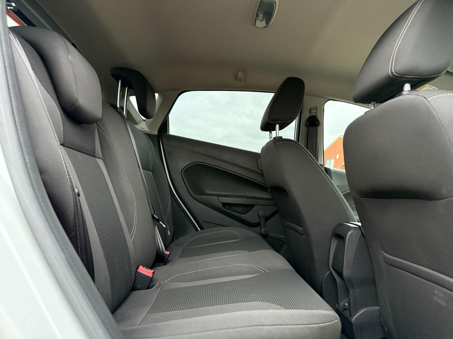 Used Ford Fiesta 2015 for sale - 76295593: Photo 22