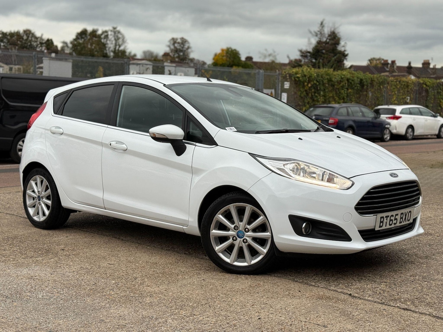 Used Ford Fiesta 2015 for sale - 76295593: Photo 3