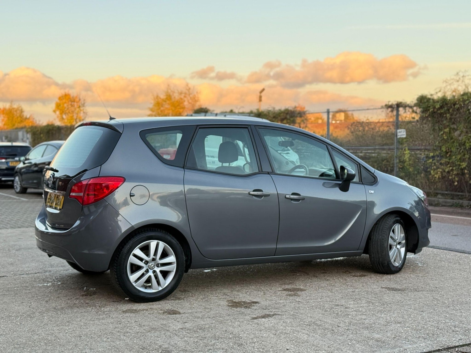 Used Vauxhall Meriva 2014 for sale - 76592327: Photo 9