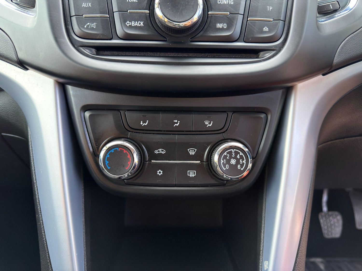 Used Vauxhall Zafira Tourer for sale - 77017194: Photo 25