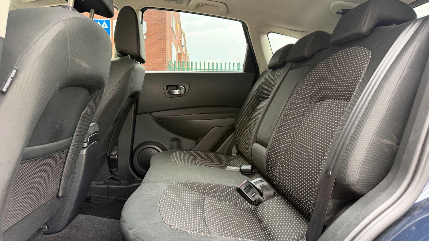 Used Nissan Qashqai 2010 for sale - 78057937: Photo 23