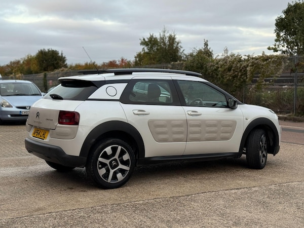 Used Citroen C4 Cactus 2015 for sale - 76239045: Photo 10
