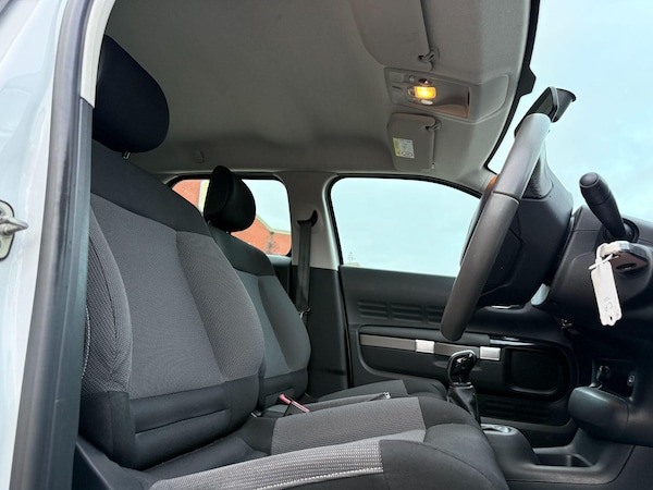 Used Citroen C4 Cactus 2015 for sale - 76239045: Photo 25