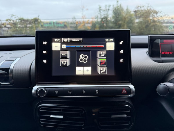 Used Citroen C4 Cactus 2015 for sale - 76239045: Photo 30