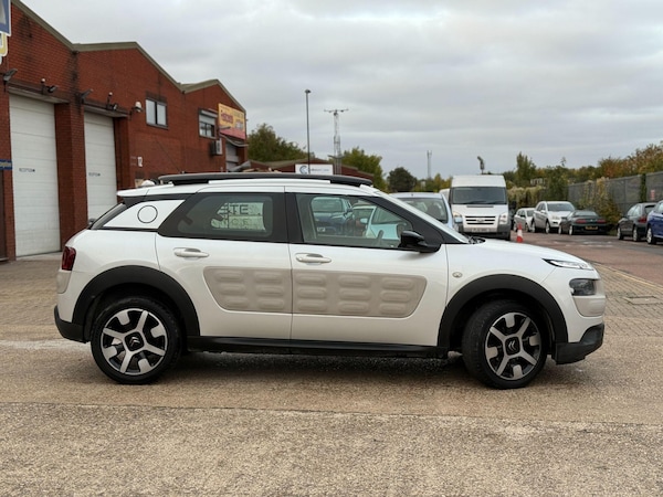 Used Citroen C4 Cactus 2015 for sale - 76239045: Photo 8