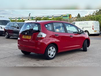 Used Honda Jazz 2011 for sale - 79336774: Photo