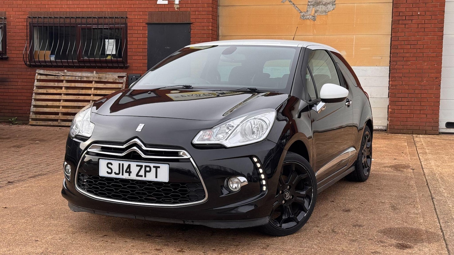 Used Citroen DS3 2014 for sale - 77585915: Photo 12