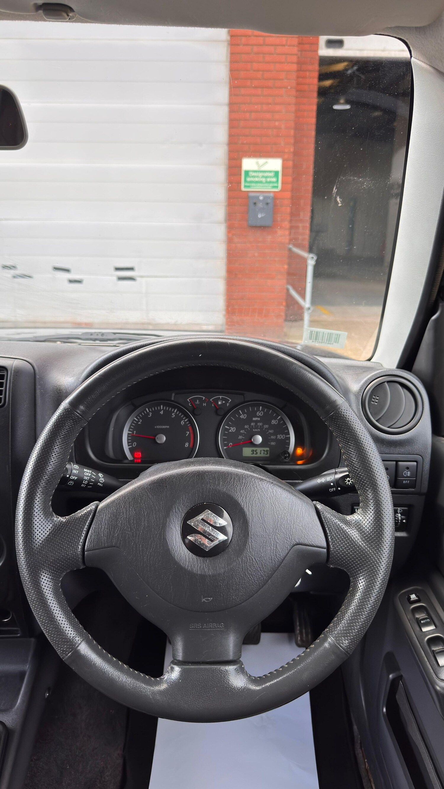 Used Suzuki Jimny 2011 for sale - 77940796: Photo 27