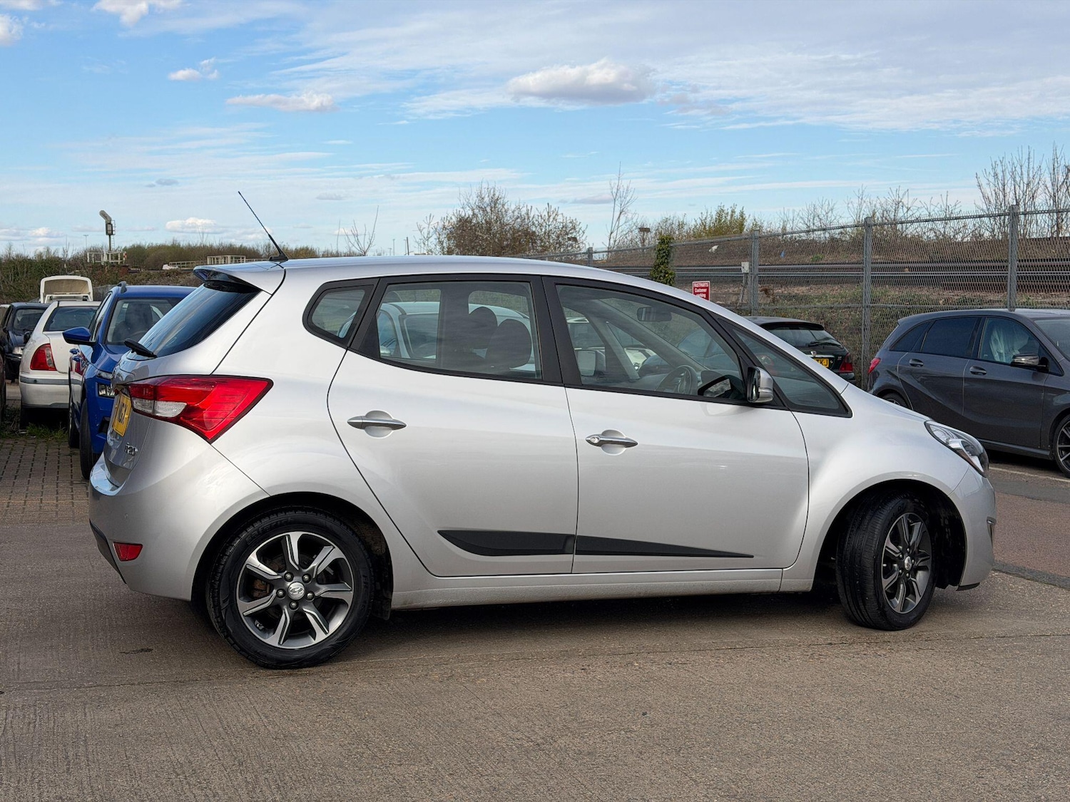 Used Hyundai Ix20 2017 for sale - 78034856: Photo 7