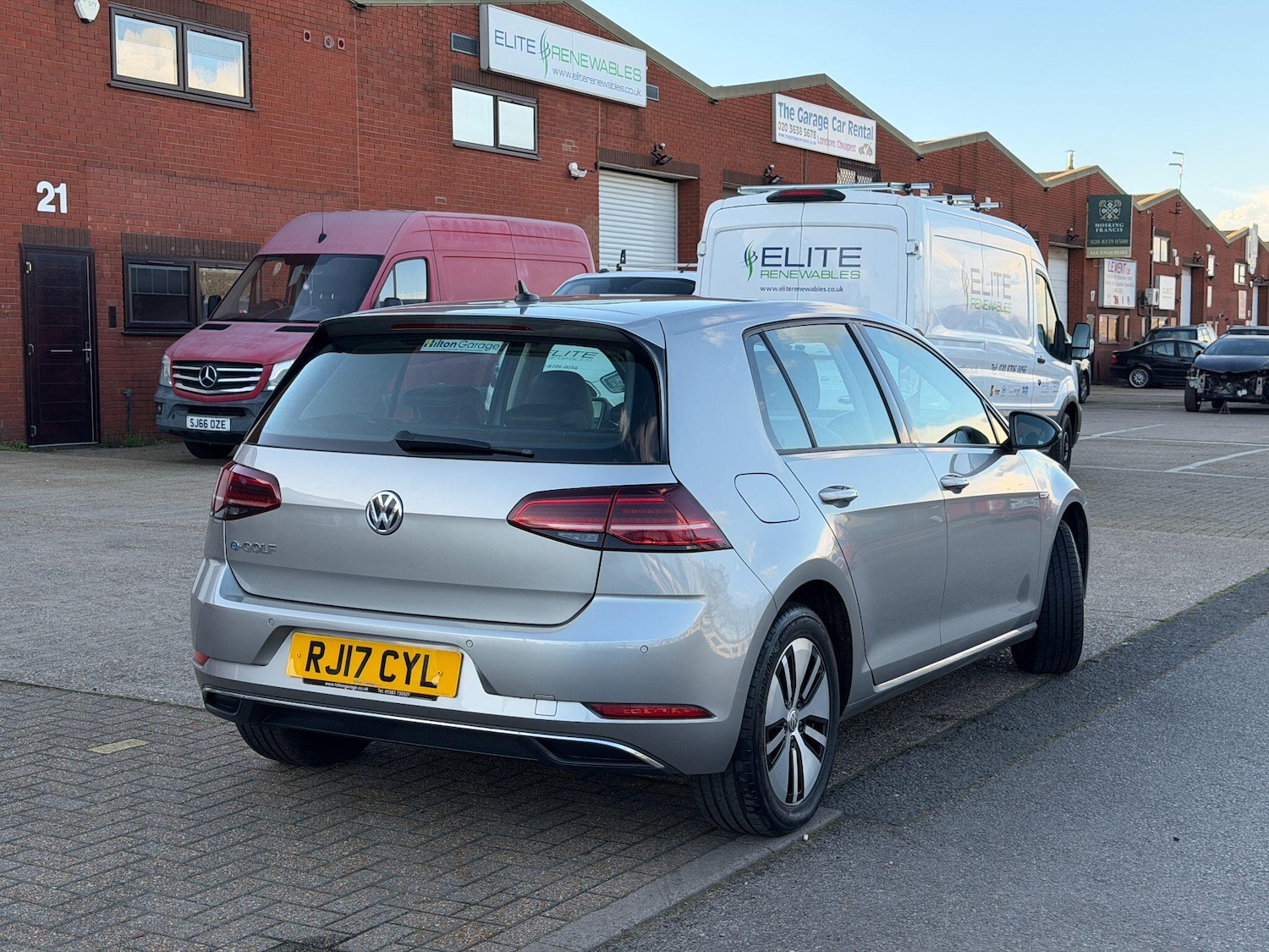 Used Volkswagen Golf 2017 for sale - 77892592: Photo 10