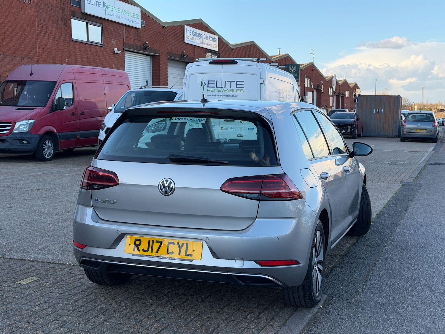 Used Volkswagen Golf 2017 for sale - 77892592: Photo 11