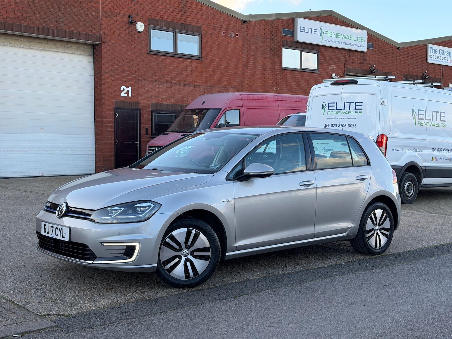 Used Volkswagen Golf 2017 for sale - 77892592: Photo 14