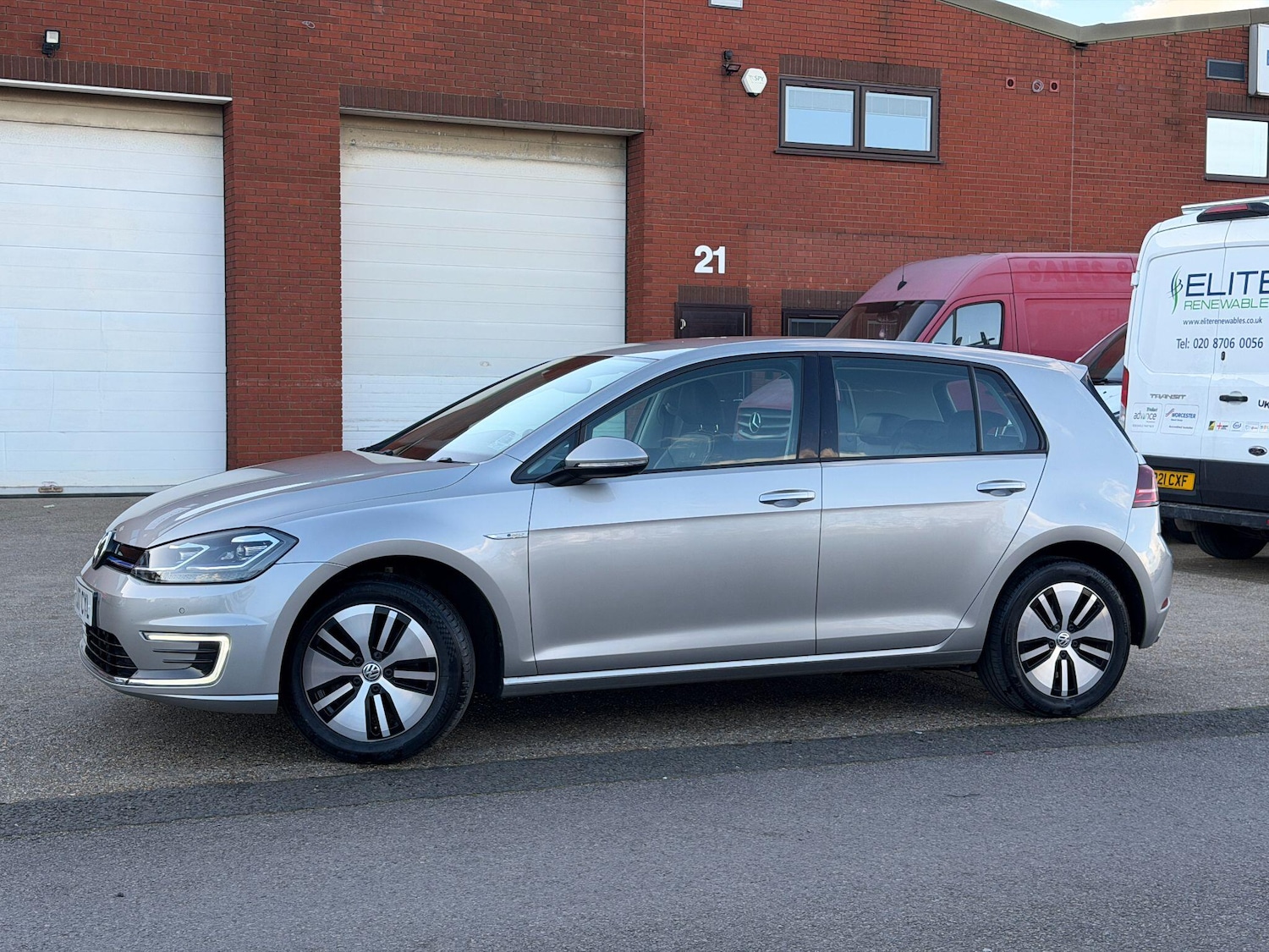 Used Volkswagen Golf 2017 for sale - 77892592: Photo 15